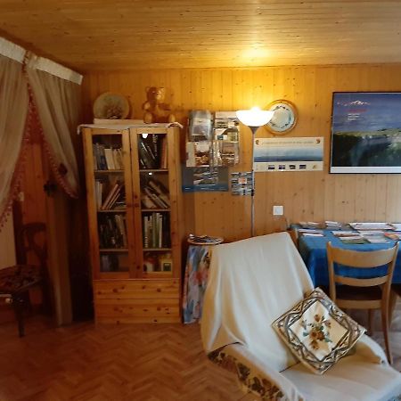 La Dernier Villa La Côte-aux-Fées Eksteriør bilde