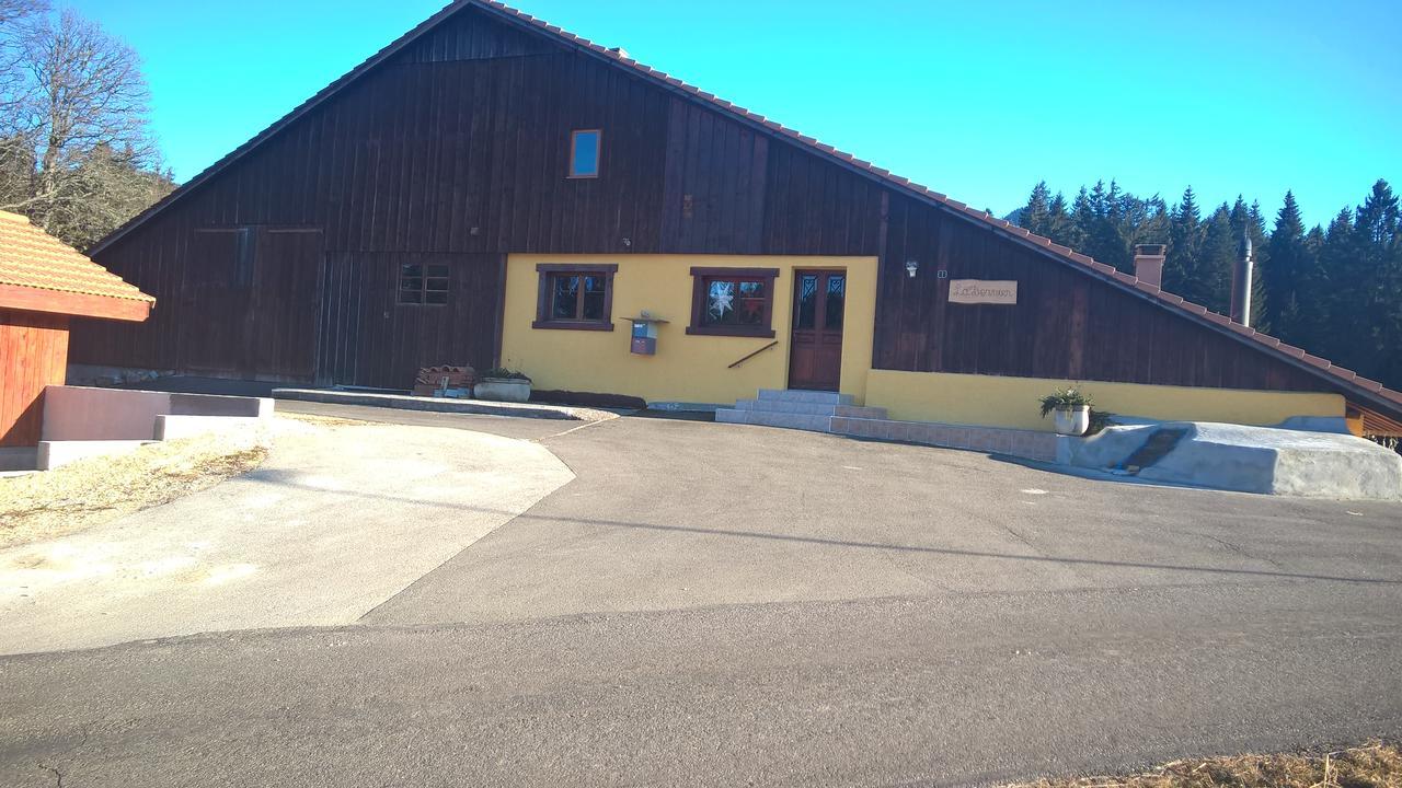 La Dernier Villa La Côte-aux-Fées Eksteriør bilde